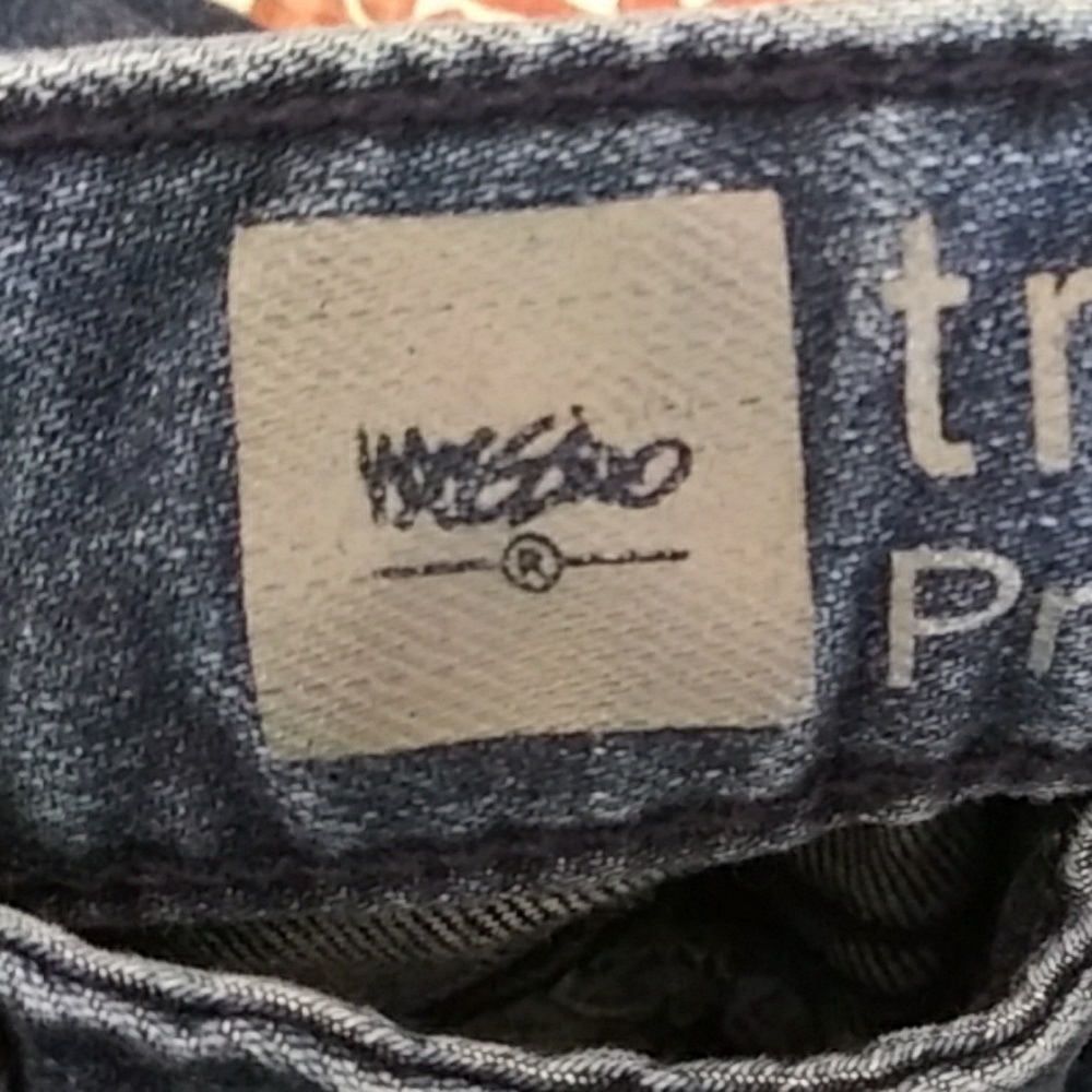 Mossimo Jeans - Picture 4 of 5